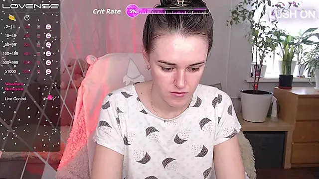 Snapshot of Bella__Swoon chatting on 11/25/25, 05:40 Bella Swoon online show from 11/25/25, 05:40