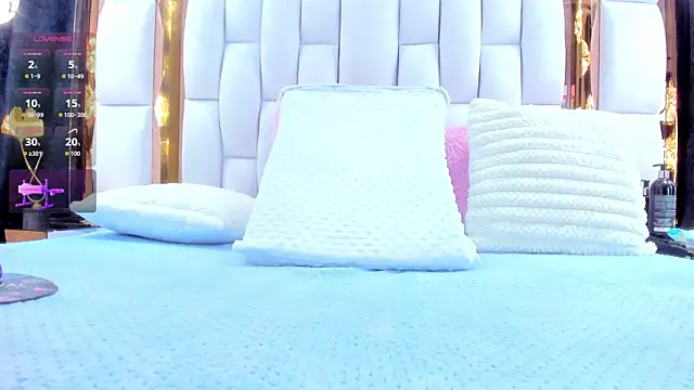 RileySweett online show from 11/20/25, 11:43