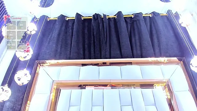 Snapshot of RileySweett chatting on 04/24/26, 11:56 RileySweett online show from 04/24/26, 11:56