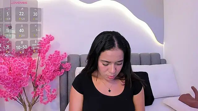 karol rivera  online show from 11/20/25, 11:04