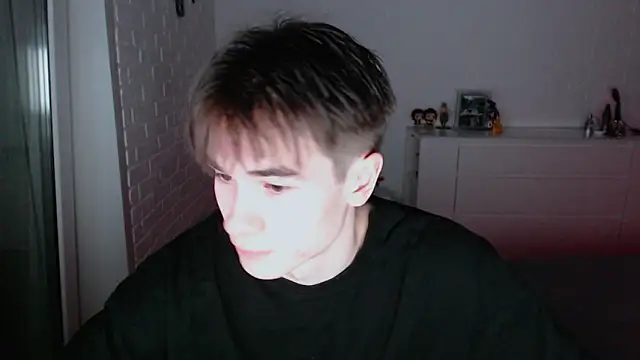 MarkusDean online show from 11/05/25, 03:34