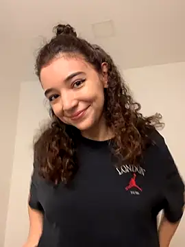 uniquerossie online show from 11/30/25, 09:13