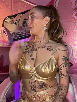 Chachou000 online show from 02/03/25, 07:10