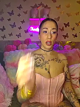 Chachou000 online show from 02/19/26, 08:05