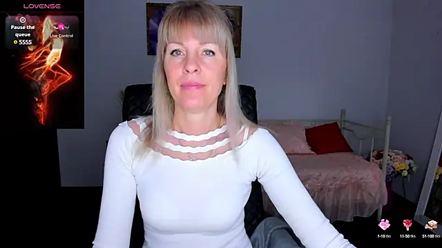 Snapshot of Anita_Tayson chatting on 02/04/25, 06:57 Anita Tayson online show from 02/04/25, 06:57