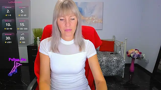 Snapshot of Anita_Tayson chatting on 09/10/25, 06:02 Anita Tayson online show from 09/10/25, 06:02