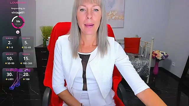 Snapshot of Anita_Tayson chatting on 09/16/25, 06:14 Anita Tayson online show from 09/16/25, 06:14