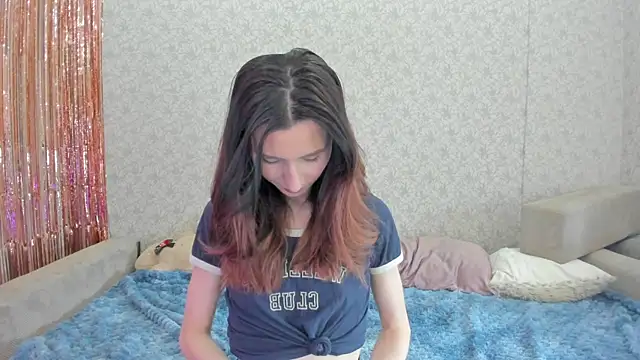 crystalnut online show from 02/04/25, 04:15