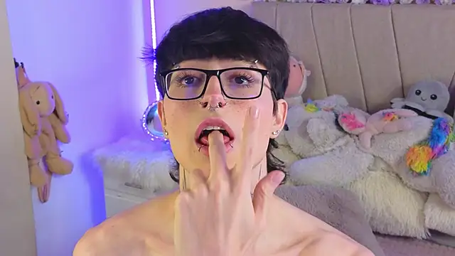 Snapshot of Baby_Xian chatting on 12/28/24, 02:22 Baby Xian online show from 12/28/24, 02:22