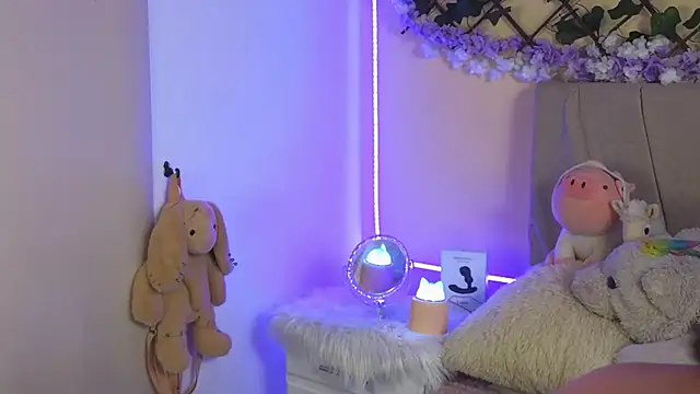 Snapshot of Baby_Xian chatting on 01/16/25, 10:12 Baby Xian online show from 01/16/25, 10:12