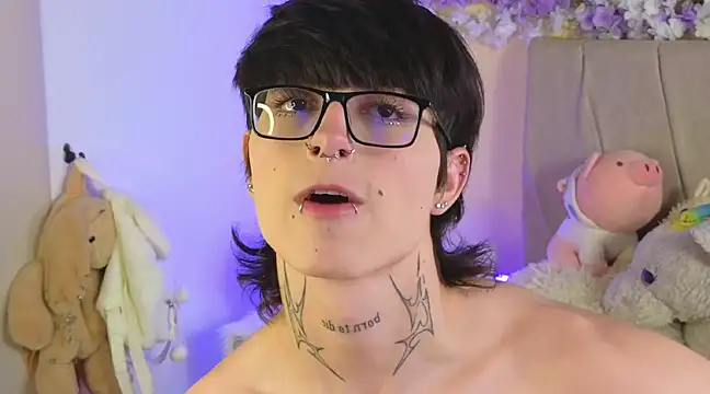 Snapshot of Baby_Xian chatting on 03/01/25, 01:11 Baby Xian online show from 03/01/25, 01:11