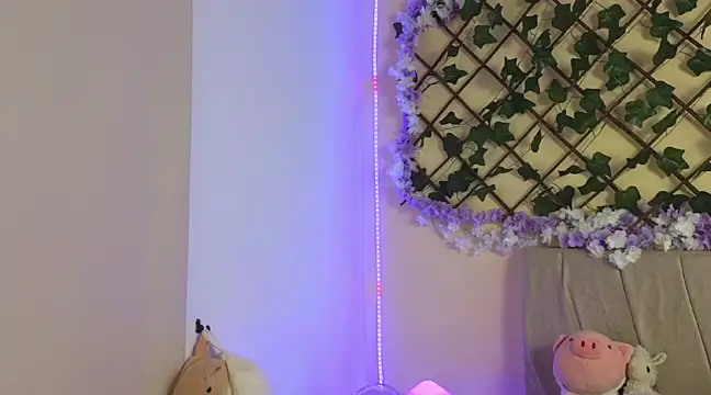 Snapshot of Baby_Xian chatting on 03/09/25, 01:04 Baby Xian online show from 03/09/25, 01:04