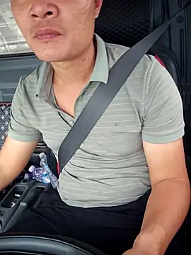 Vanilahirl online show from 12/05/25, 05:27