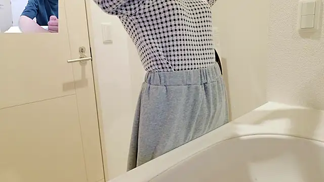 Snapshot of Kakushi_dori chatting on 04/15/26, 10:44 Kakushi dori online show from 04/15/26, 10:44