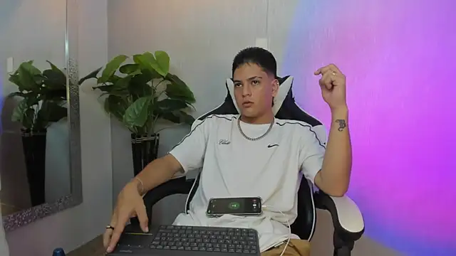 Levy Steve online show from 11/24/25, 02:00