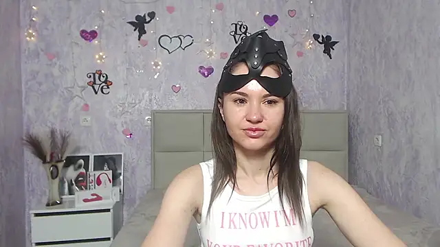 Snapshot of KaraCriegs chatting on 02/06/25, 12:54 KaraCriegs online show from 02/06/25, 12:54