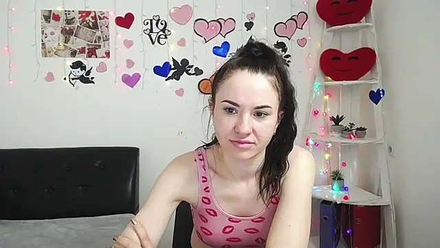 Snapshot of KaraCriegs chatting on 02/22/25, 04:51 KaraCriegs online show from 02/22/25, 04:51