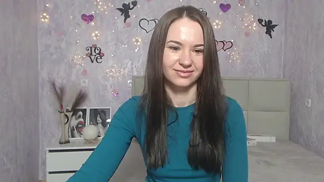 Snapshot of KaraCriegs chatting on 03/09/25, 06:21 KaraCriegs online show from 03/09/25, 06:21