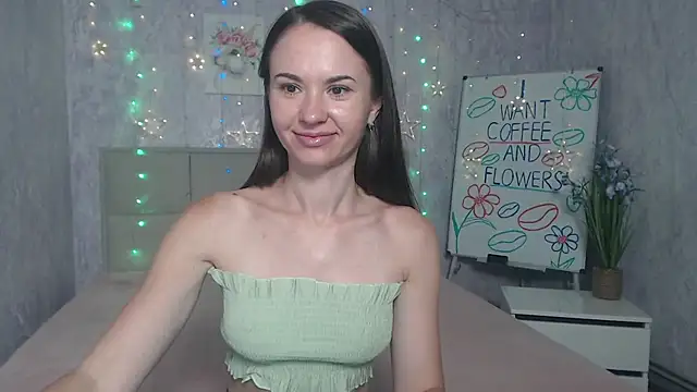 Snapshot of KaraCriegs chatting on 09/15/25, 05:13 KaraCriegs online show from 09/15/25, 05:13