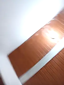 Snapshot of Iris_love18 chatting on 11/27/25, 03:03 Iris love18 online show from 11/27/25, 03:03