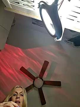 Ina HotX online show from 12/17/24, 02:55