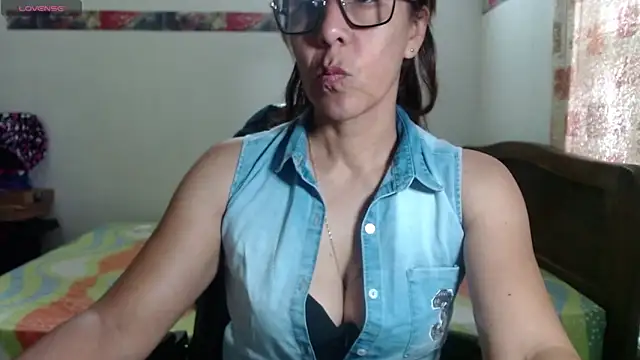 Snapshot of horny_paty chatting on 04/29/26, 01:15 horny paty online show from 04/29/26, 01:15