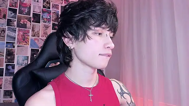 Snapshot of liamelf chatting on 01/05/25, 06:13 liamelf online show from 01/05/25, 06:13