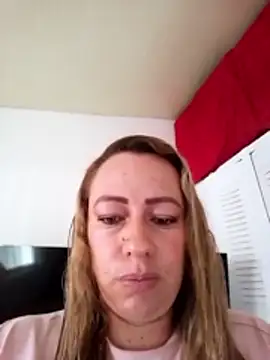 Snapshot of Chanel_87xxx chatting on 03/21/26, 05:38 Chanel 87xxx online show from 03/21/26, 05:38