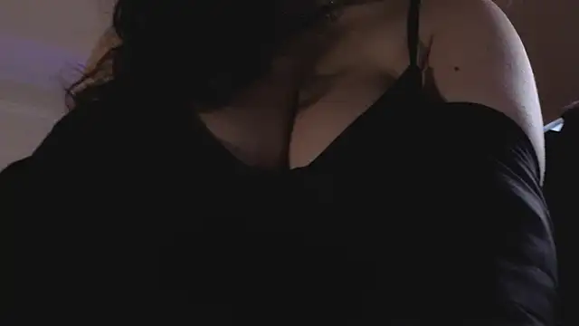 Laura Karamazov online show from 02/25/26, 10:03