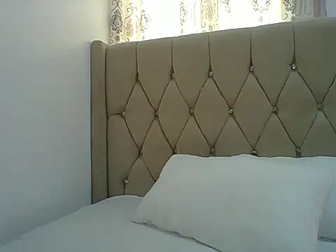 Snapshot of Creamy_Hotpussy25 chatting on 12/04/25, 06:01 Creamy Hotpussy25 online show from 12/04/25, 06:01