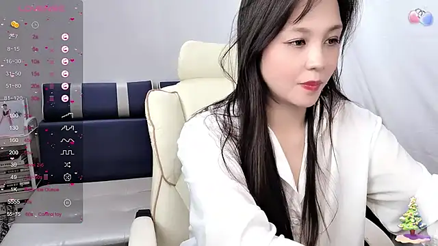 Snapshot of Toookiss chatting on 02/13/25, 02:31 Toookiss online show from 02/13/25, 02:31