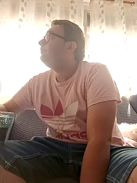 Javier bear online show from 09/22/25, 10:06