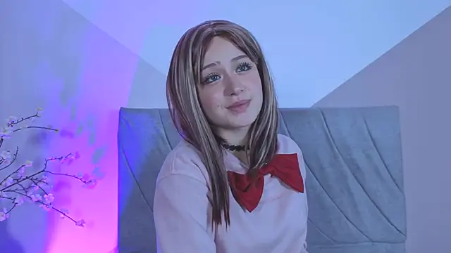 Snapshot of mailin18 chatting on 11/26/25, 03:18 mailin18 online show from 11/26/25, 03:18