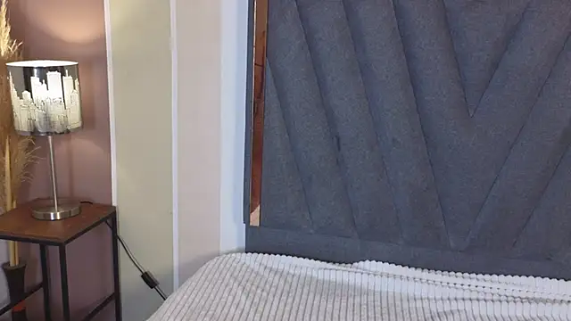 Snapshot of mailin18 chatting on 03/11/26, 10:27 mailin18 online show from 03/11/26, 10:27