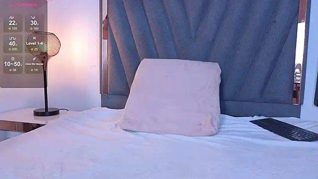 Snapshot of mailin18 chatting on 04/15/26, 11:38 mailin18 online show from 04/15/26, 11:38