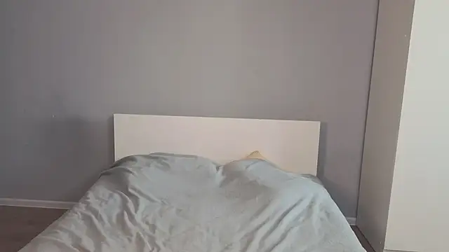 mollymila online show from 09/20/25, 07:20