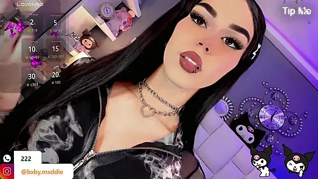 kimMaddiee online show from 09/24/25, 06:06