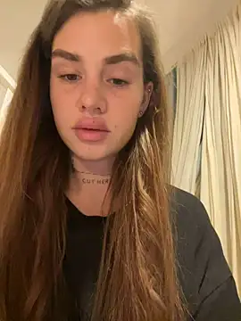 EmiliaCatalina online show from 02/22/25, 03:01