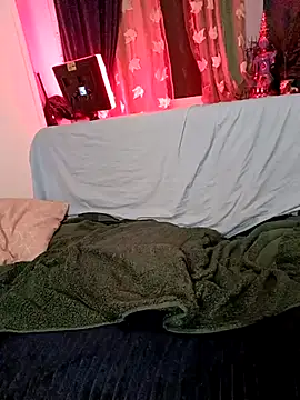 Snapshot of LillyAmore chatting on 03/07/25, 11:05 LillyAmore online show from 03/07/25, 11:05