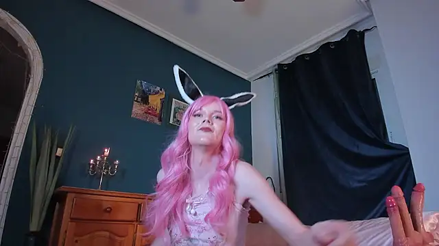 LillyAmore online show from 03/12/26, 07:42