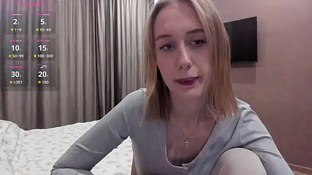 Snapshot of Mika_Ray chatting on 11/14/25, 10:29 Mika Ray online show from 11/14/25, 10:29