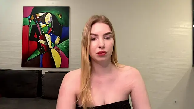 DannaCelisss online show from 12/17/24, 12:12