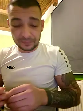 Zoltanioan26 online show from 01/07/26, 10:51