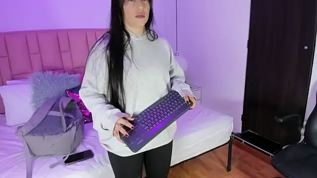 victoria cooper3 online show from 01/14/26, 11:49