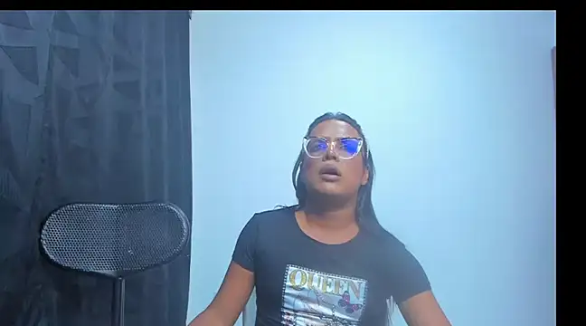 monsterdick 22cm online show from 02/04/25, 04:26