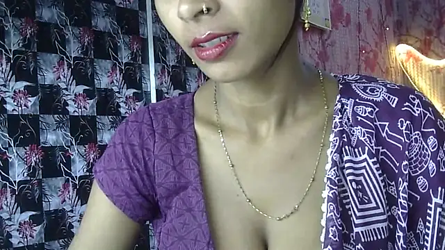 Snapshot of Anjali_Milsi chatting on 09/17/25, 04:25 Anjali Milsi online show from 09/17/25, 04:25