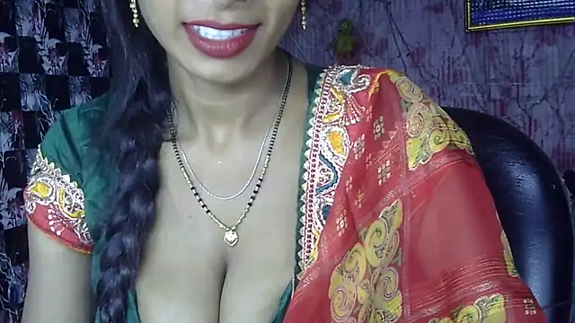 Snapshot of Anjali_Milsi chatting on 09/30/25, 05:18 Anjali Milsi online show from 09/30/25, 05:18