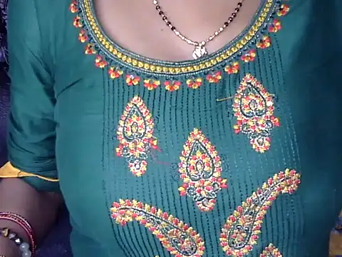 Snapshot of Anjali_Milsi chatting on 10/01/25, 05:24 Anjali Milsi online show from 10/01/25, 05:24