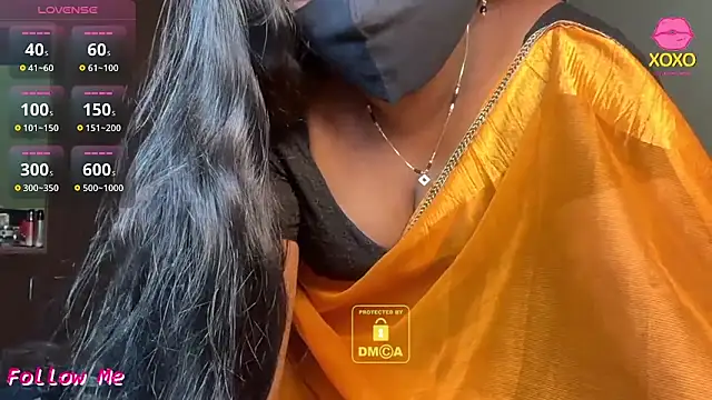 Snapshot of vani-09 chatting on 03/14/26, 10:32 vani-09 online show from 03/14/26, 10:32