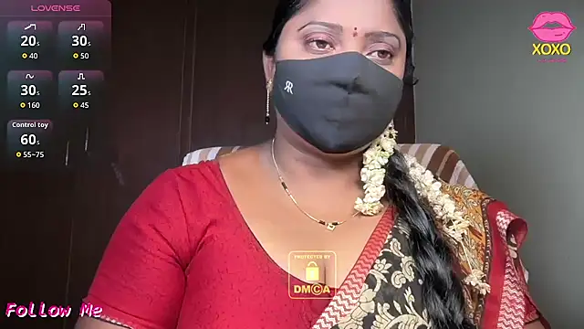 Snapshot of vani-09 chatting on 03/20/26, 12:10 vani-09 online show from 03/20/26, 12:10